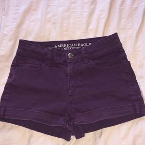 AMERICAN EAGLE BURGUNDY SHORTS